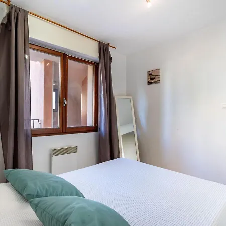 Helios By Interhome Apartment Le Lavandou